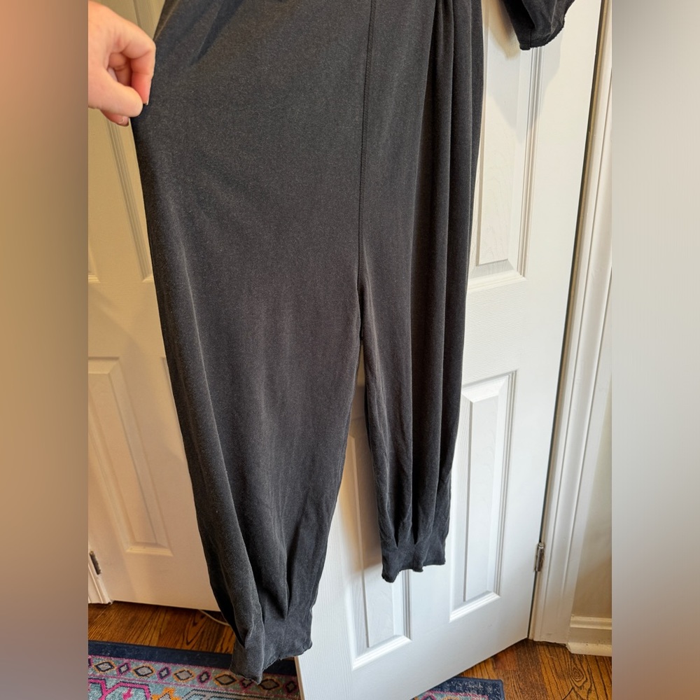 Intimately Free People Lotta Love Black Jumpsuit Size Extra Small EUC ๐ค - Picture 7 of 12